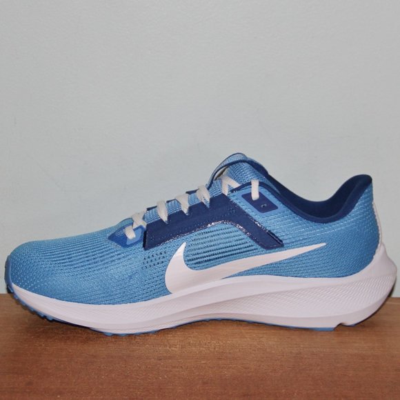 Nike Air Zoom Pegasus 40 England Soccer Running Shoes Mens 13 Three Lions - Picture 4 of 7